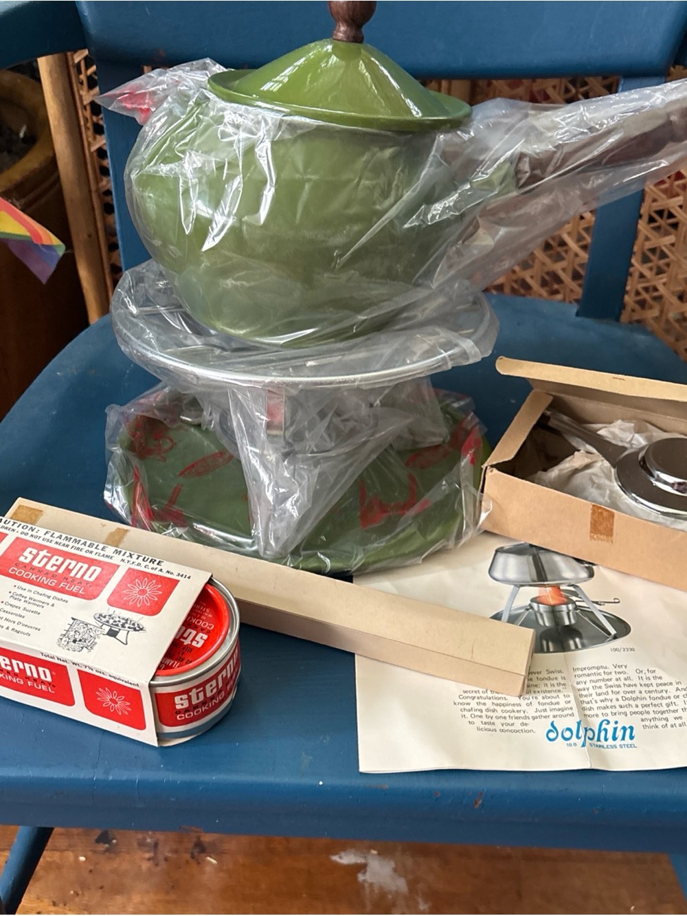 Vintage Green Ceramic Fondue Set with Lid